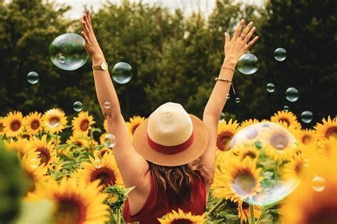 Woman In Sunflower Farm β Wisconsin Rapids, WI β Central Wisconsin Counseling Associates
