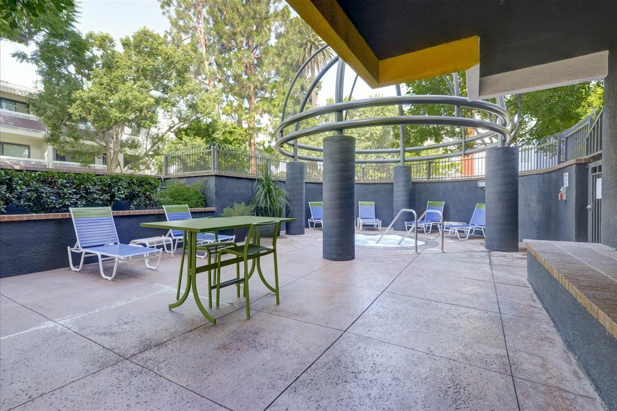 Gallery Artists Village Santa Ana, CA