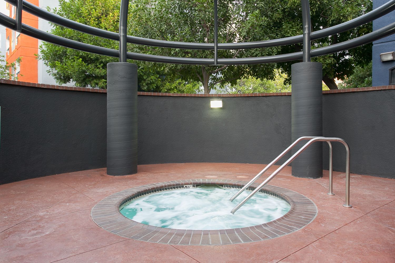 Exterior Photo of Artists Village Hot Tub