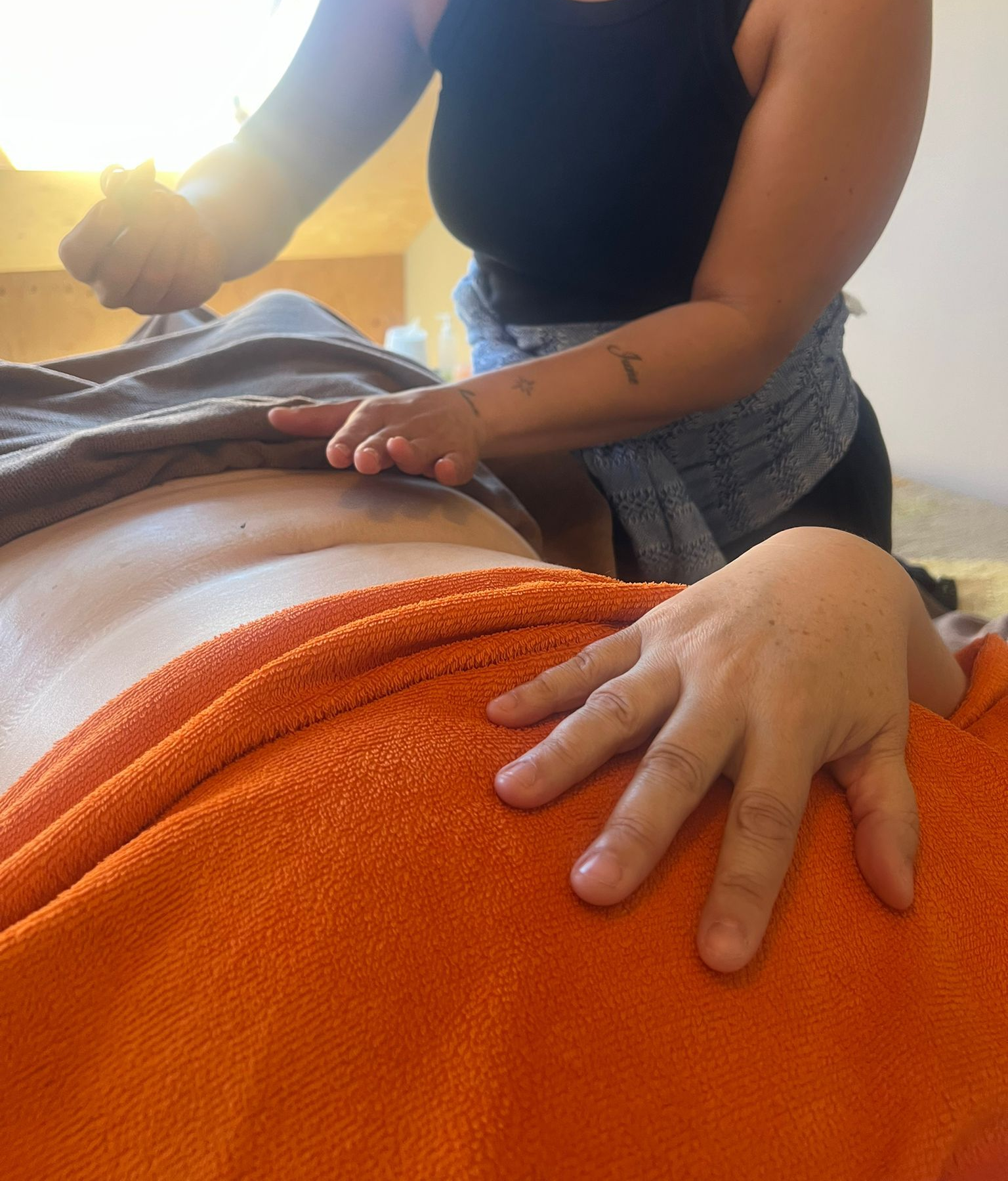 Moxa gebruikt tijdens PostPartum Ritual