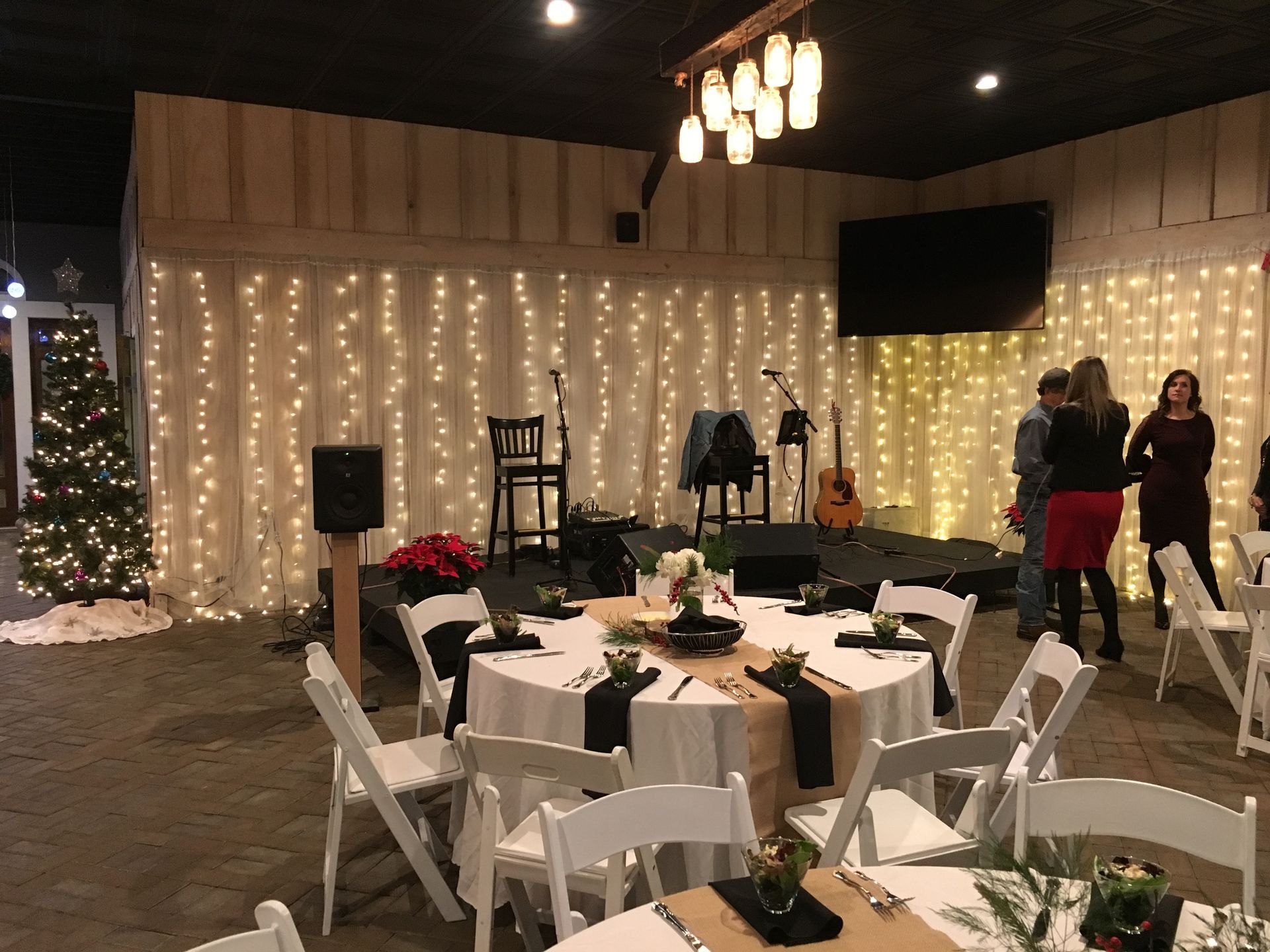 party at venue 912