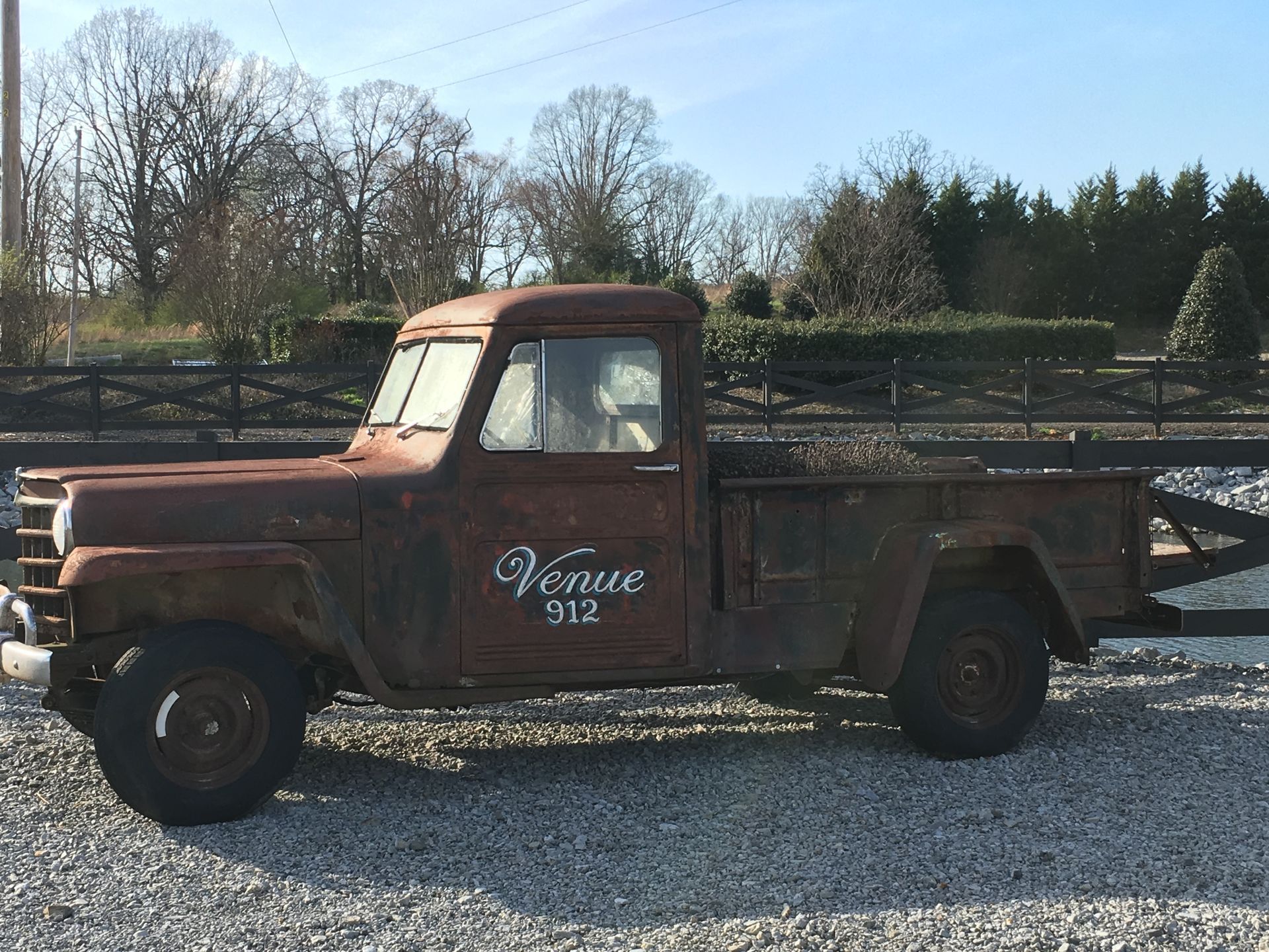 venue 912 vintage truck