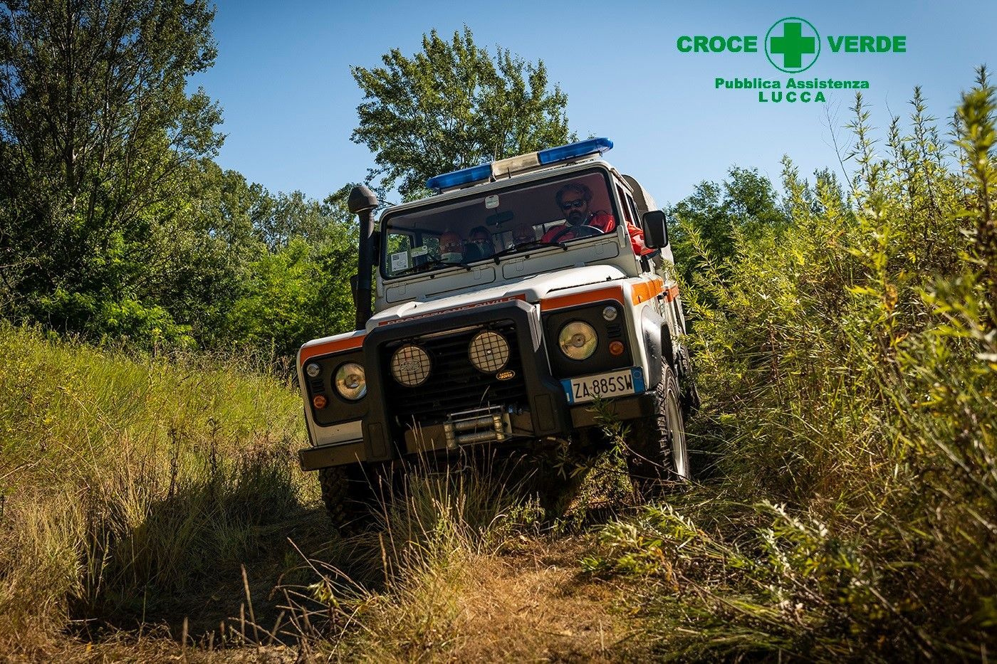 Jeep della protezione civile pubblica assistenza ODV Croce Verde di Lucca