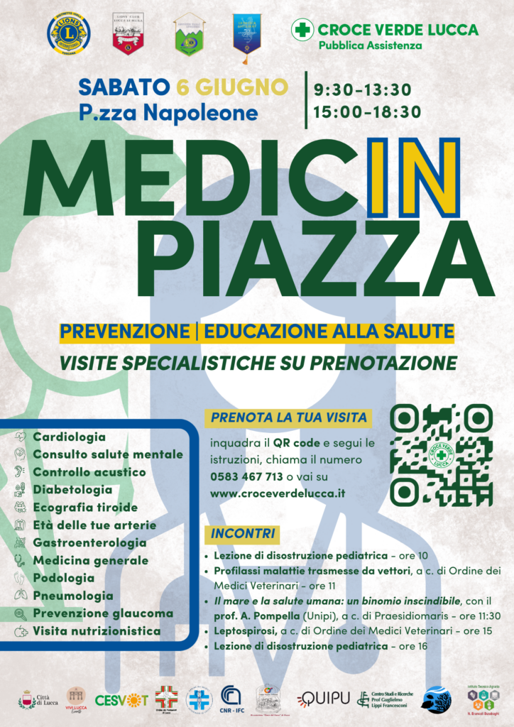 Medici in piazza Croce Verde di Lucca