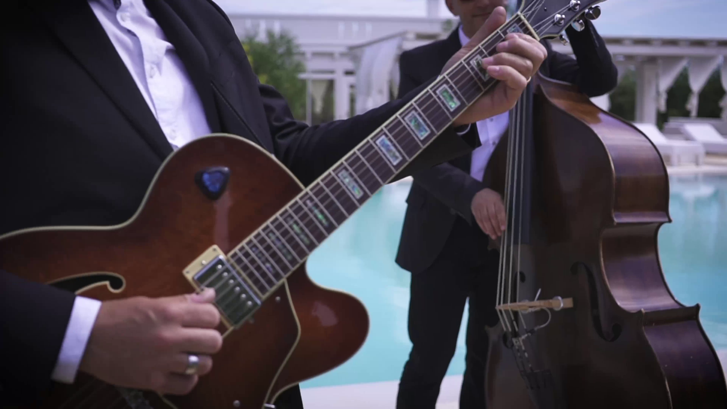 Francesca Gramegna Music - Destination Wedding Band in Puglia - Masseria Almadava - Polignano a Mare