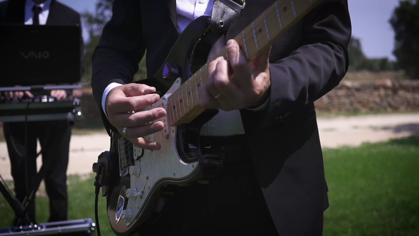 Francesca Gramegna Music - Destination Wedding Band in Puglia - Masseria Don Luigi Relais - Fasano - Brindisi