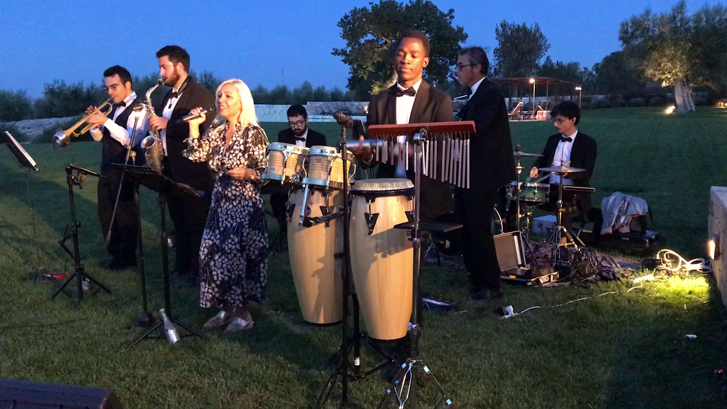 Francesca Gramegna Music - Destination Wedding Band in Puglia -  Mazzarelli Creative Resort - Polignano a Mare