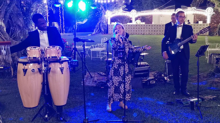 Destination Wedding Band in Puglia - Francesca Gramegna Music @ Tenuta Monacelli - Lecce