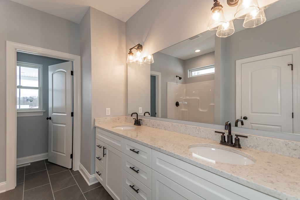 Bridgeland home 10