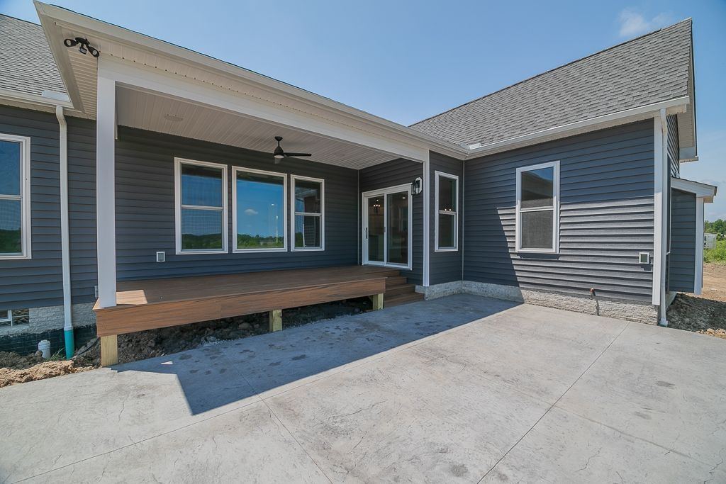 Meadowview home 15