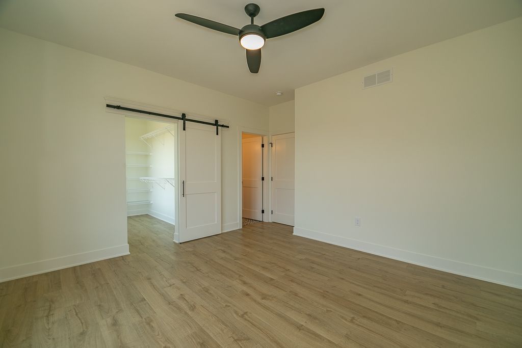 Meadowview home 24