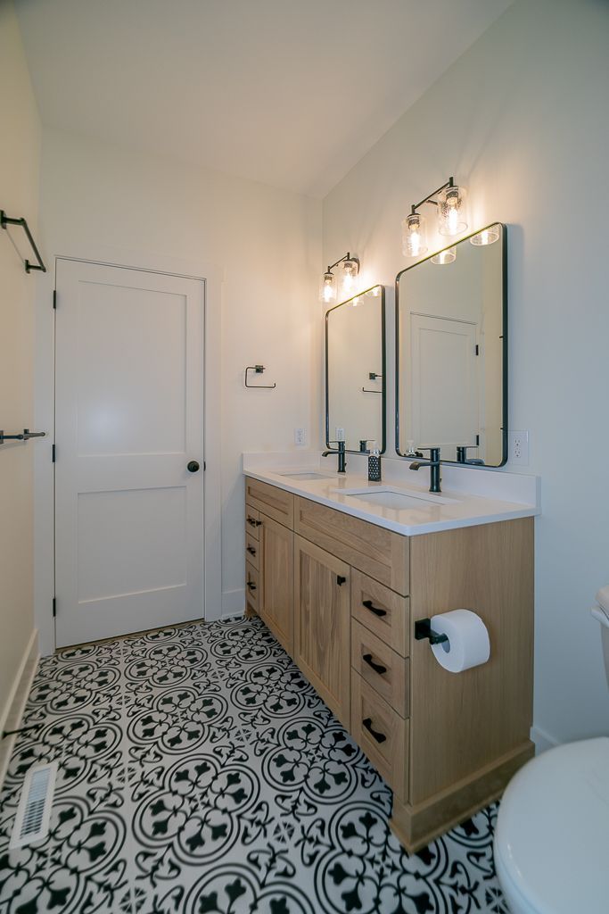 Meadowview home 27