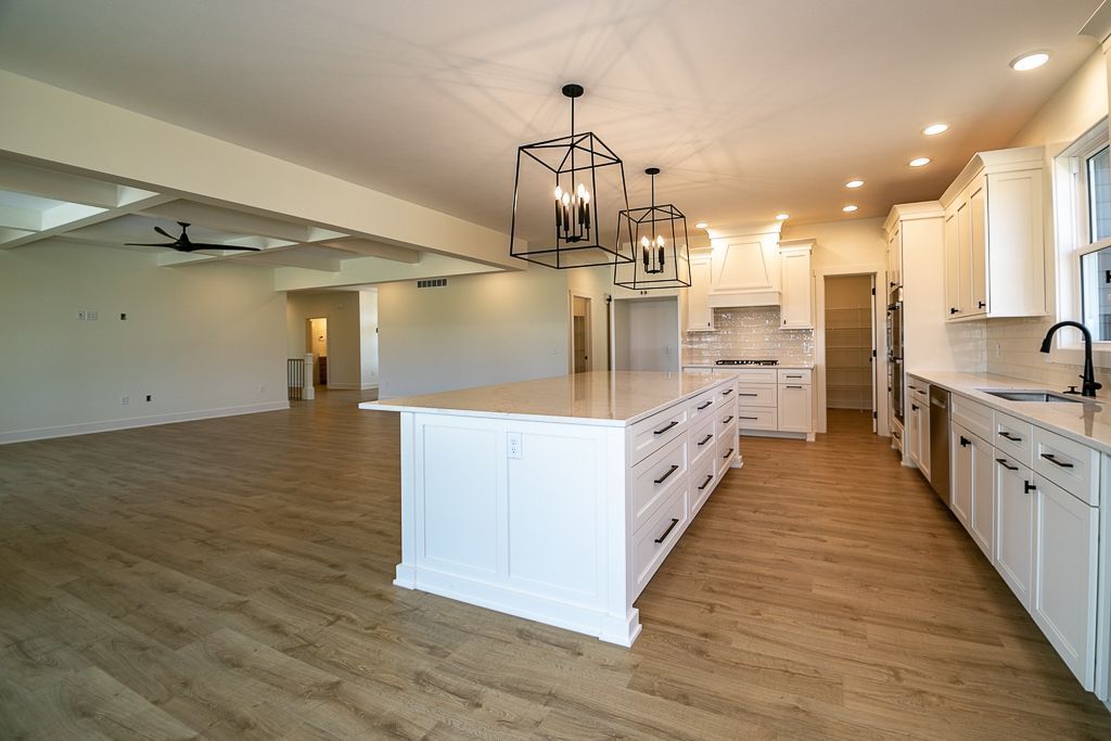 Meadowview home 37
