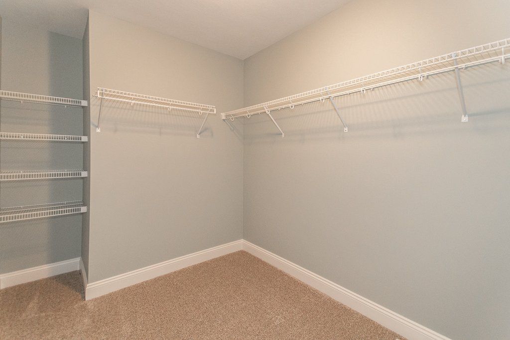 Woodside home 22