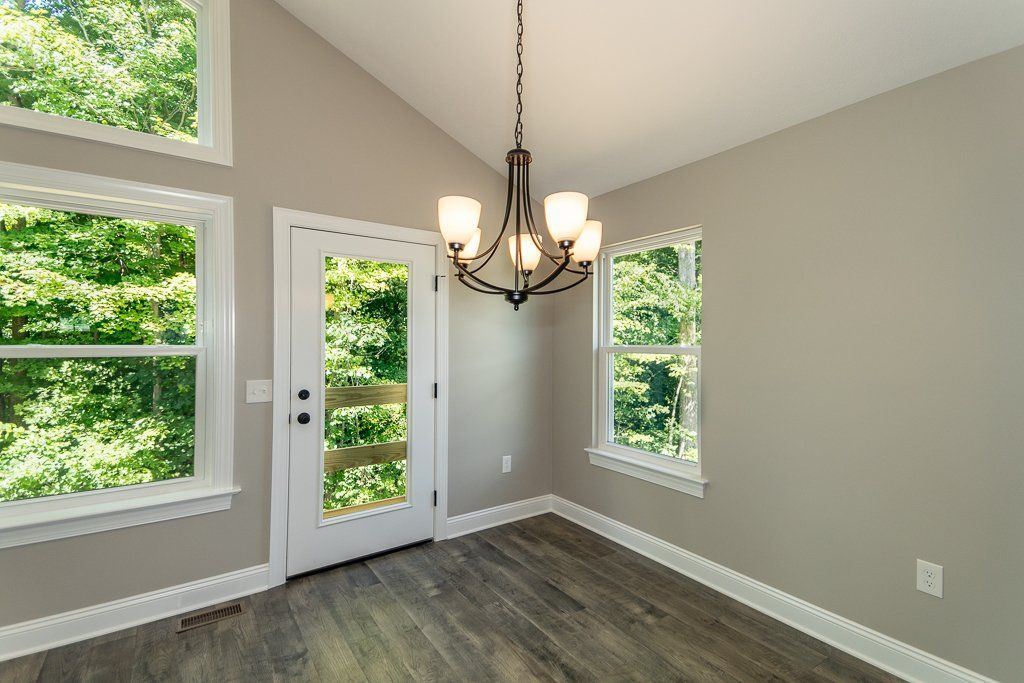 Woodside home 26