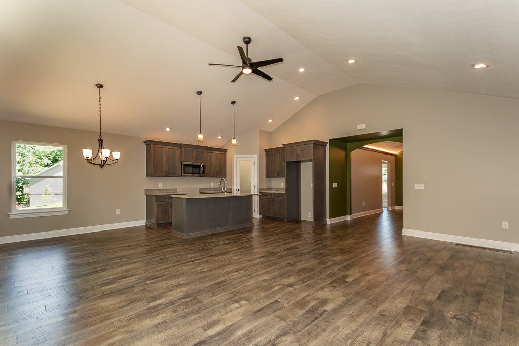 Woodside home 27