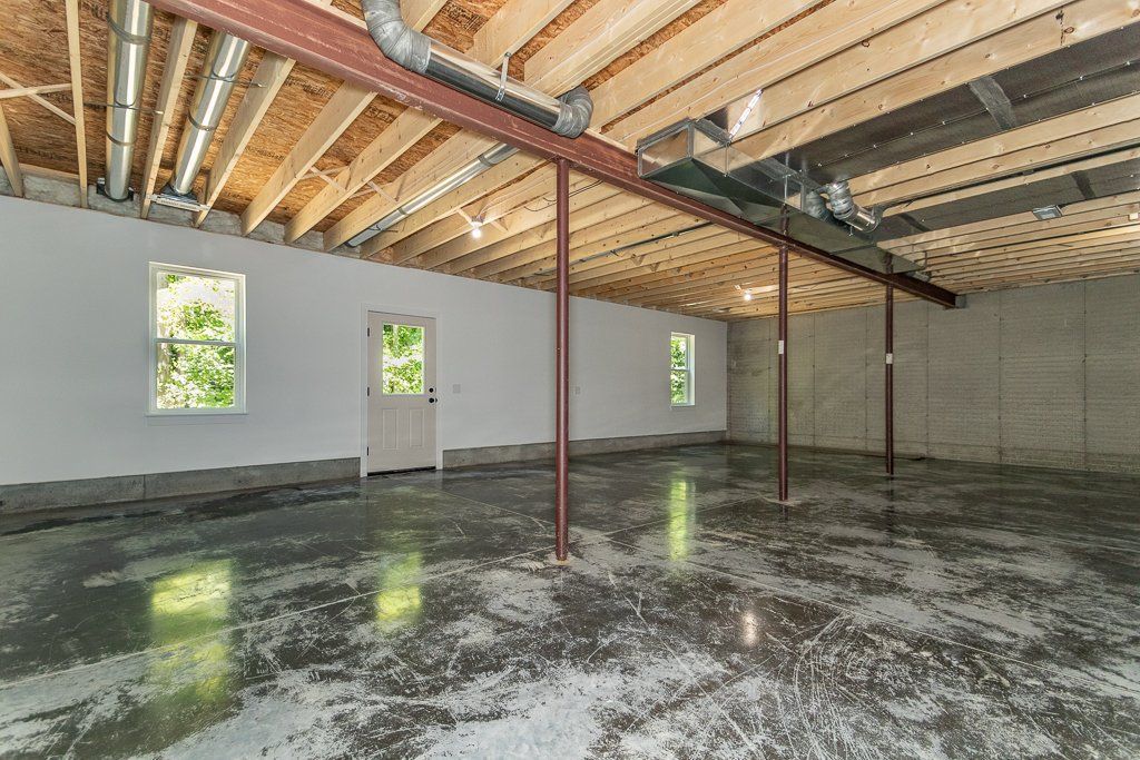 Woodside home 31