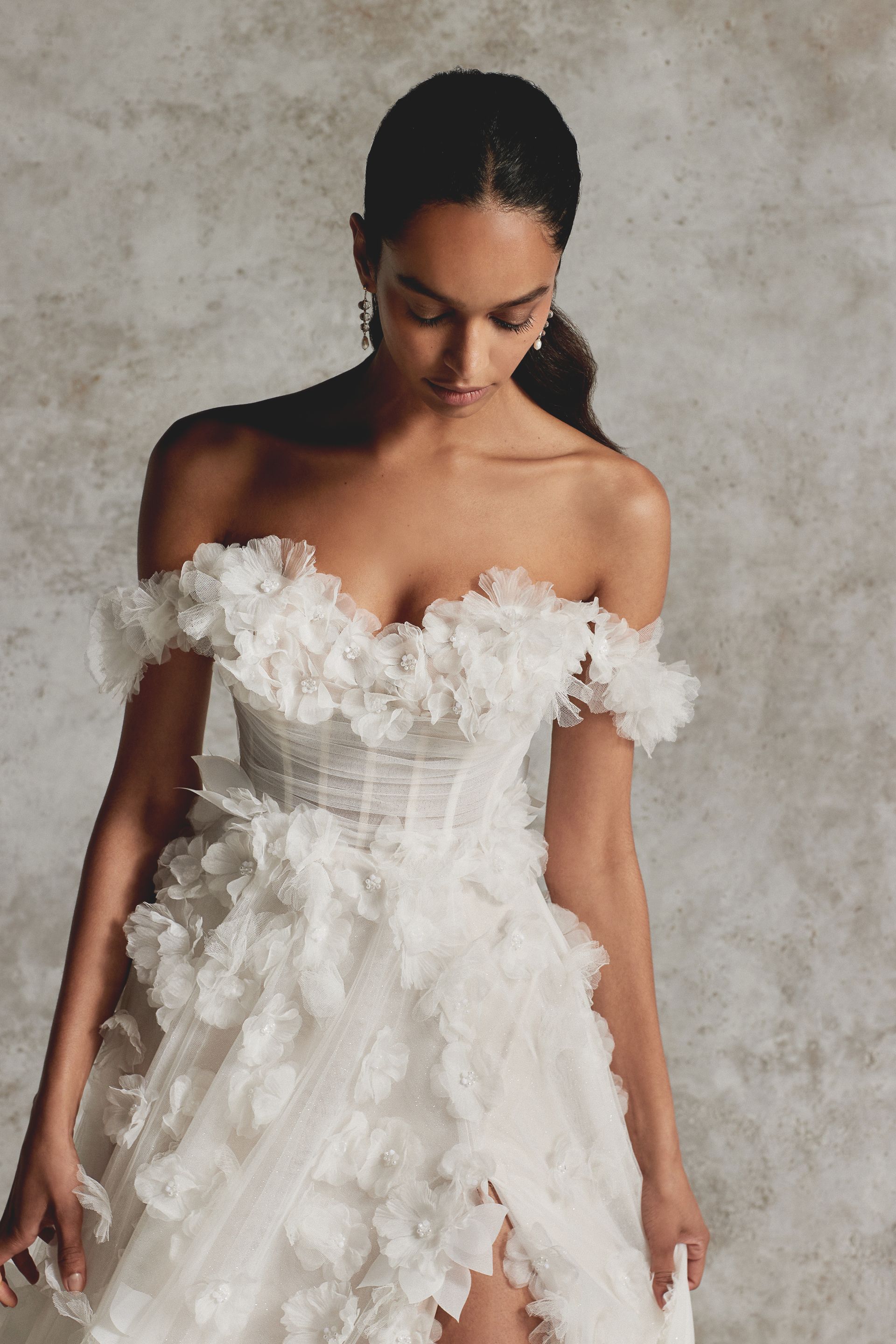 modello Virgil a Justin Alexander