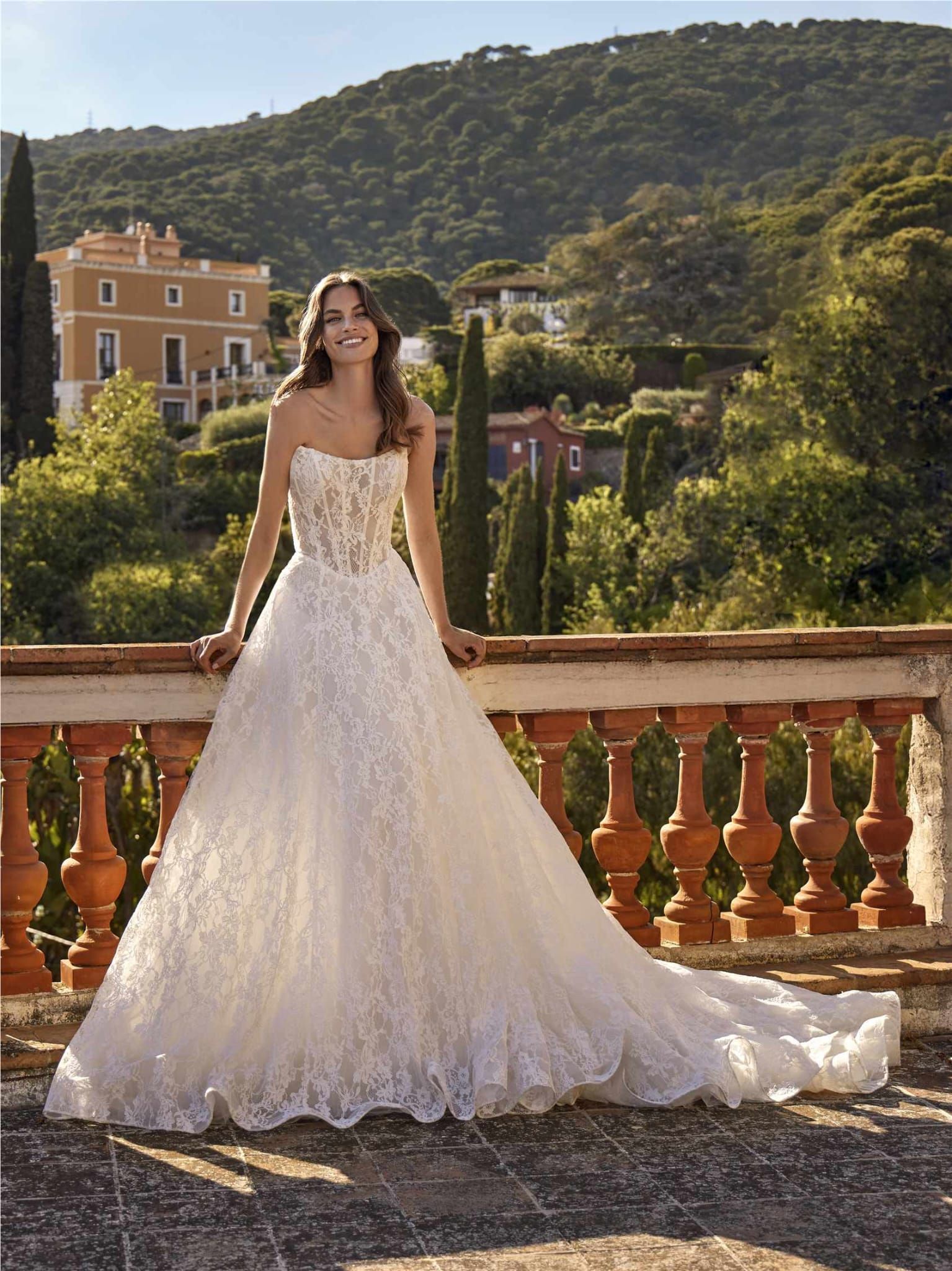 Abiti da sposa per un matrimonio autunnale Atelier Gioia di Valeria Formia, in provincia di Latina