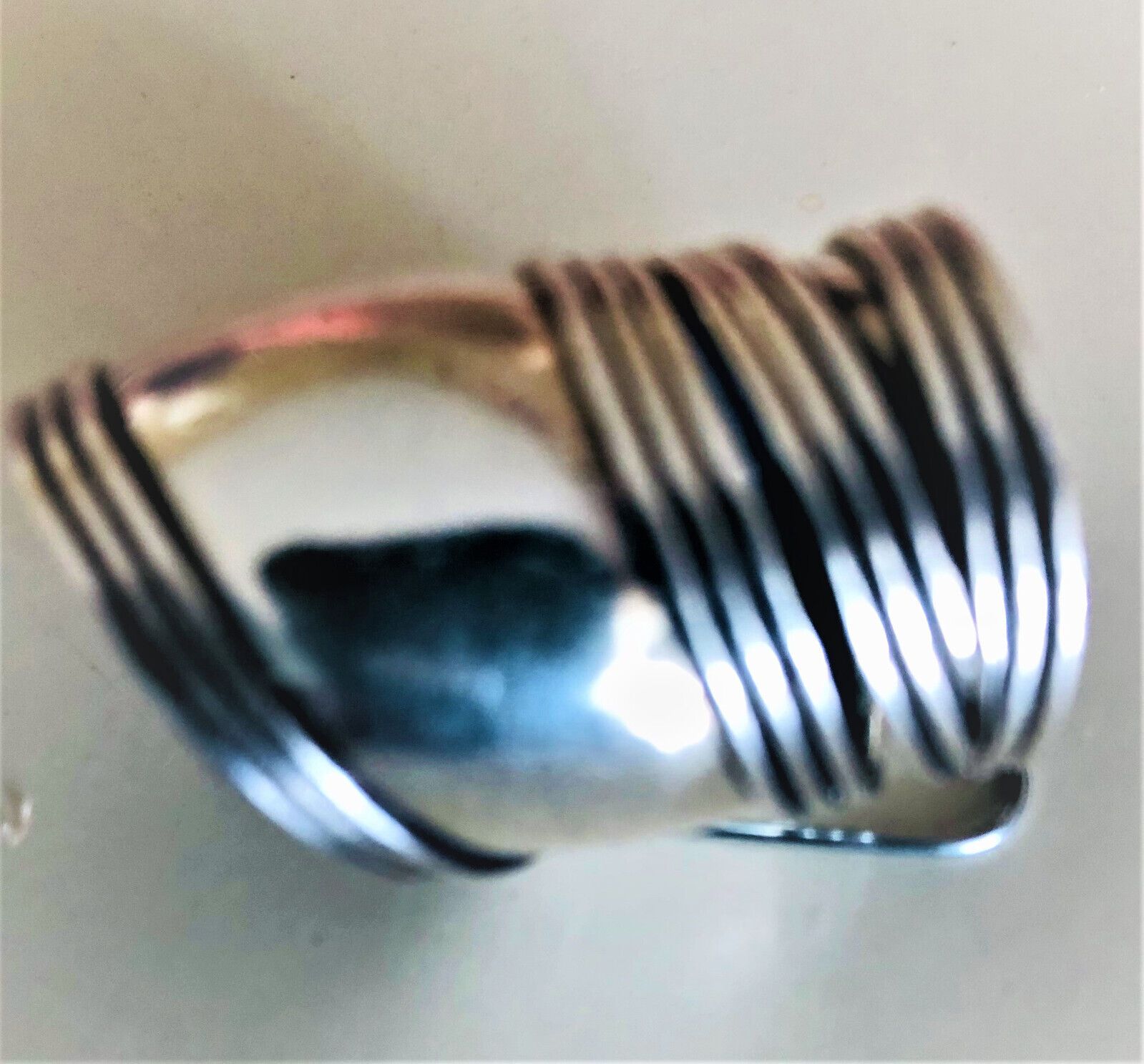 Women's Ring size 7 .950 Silver Weight 12 grams