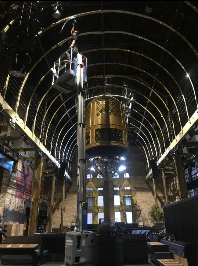 The inside of a building with a very tall ceiling