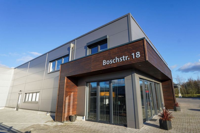 Hallenbau Referenzprojekt von LTN Stahlhallenbau in Papenburg