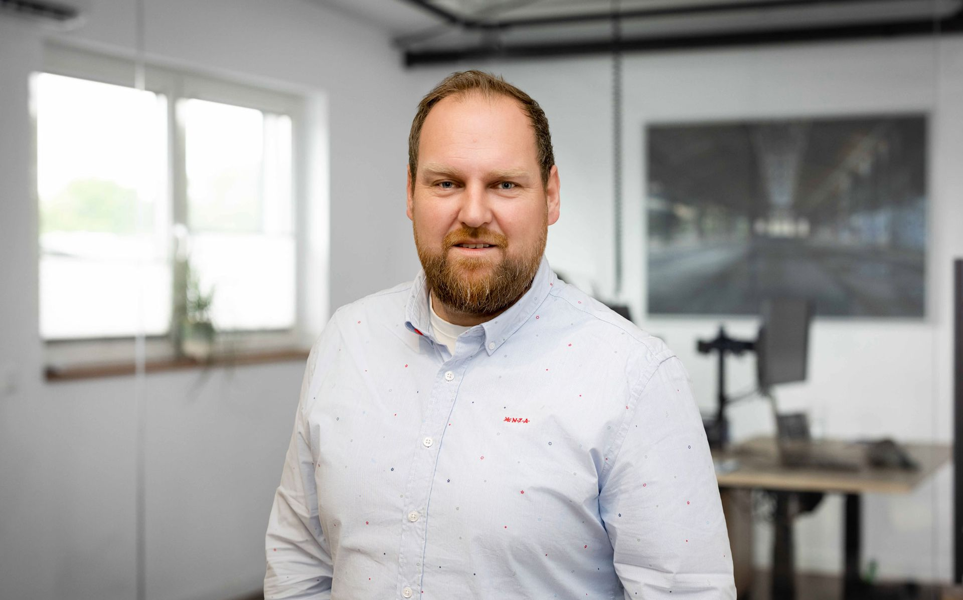 Portrait von Tom Sternberg