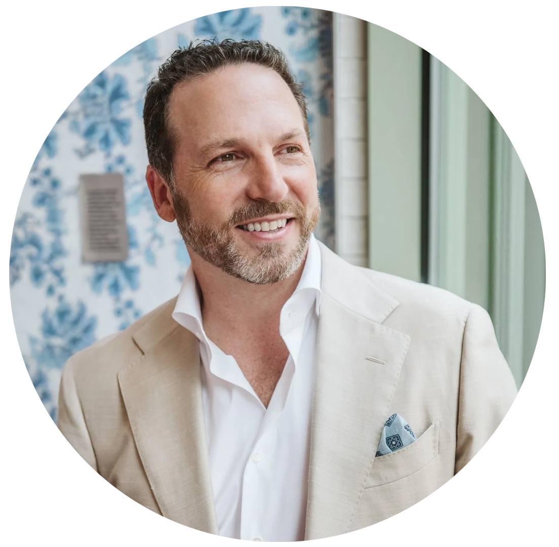 Dan Simons (headshot), Co-Founder, Founding Farmers Restaurant Group