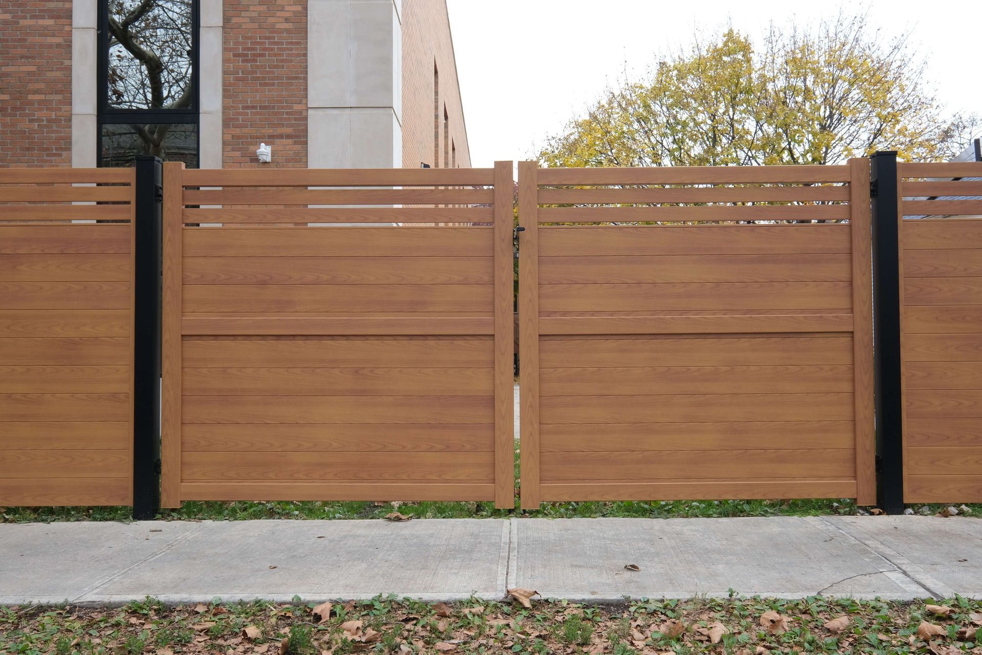 Example of Sleekfence custom gate solutions