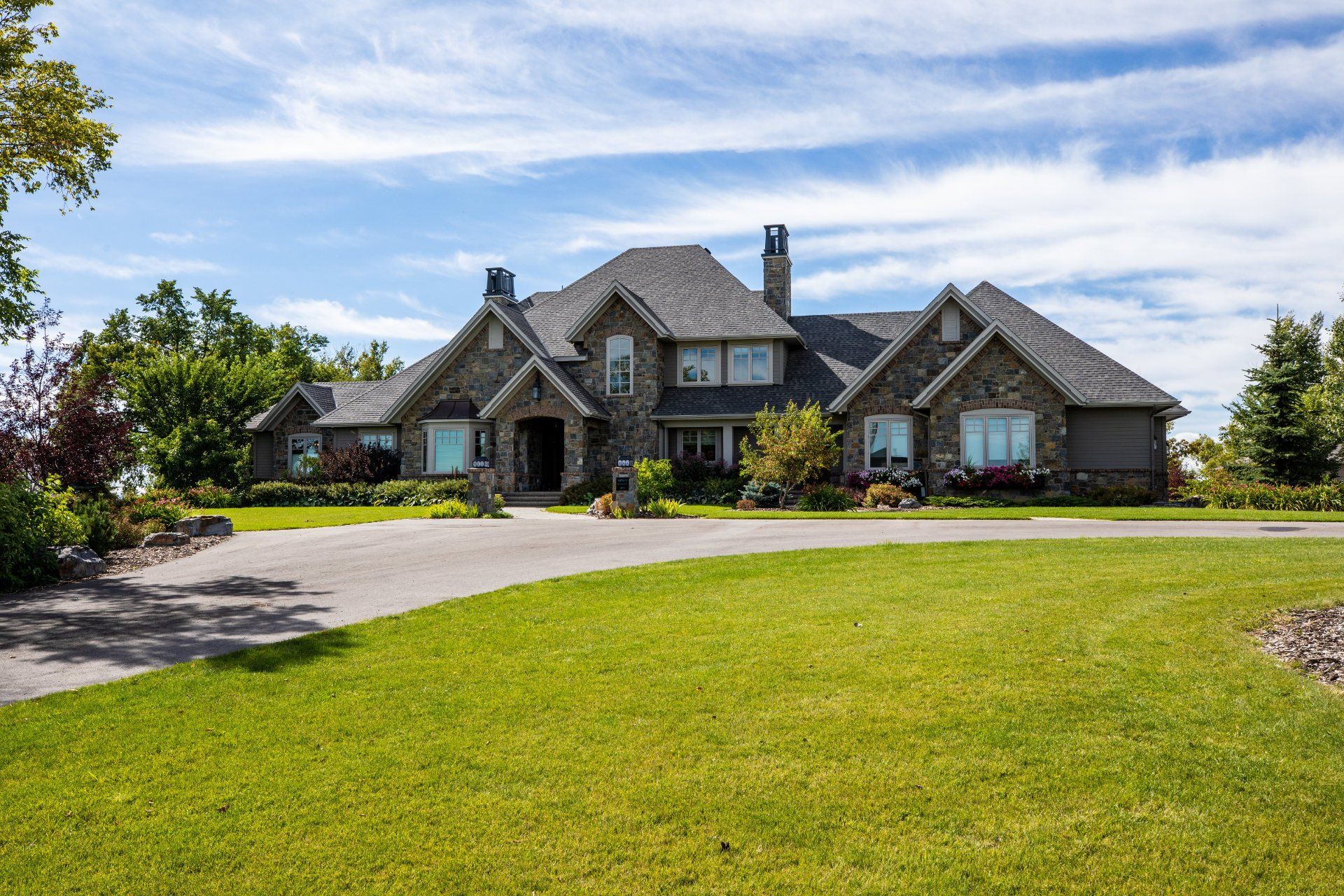 McNally Acreage Residence