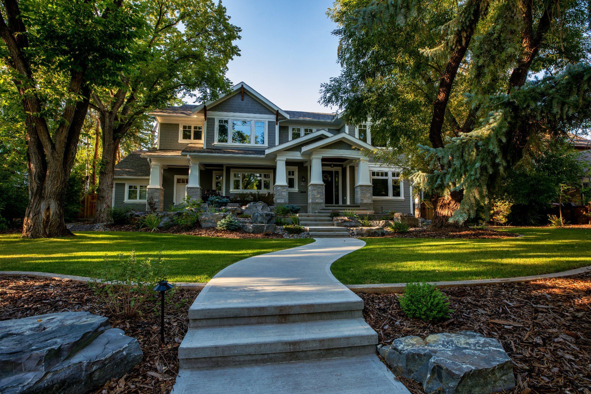 Lakeside Craftsman