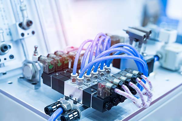 componenti di un sistema di automazione pneumatica