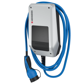 Cargador EV Mennekes, gris y negro, con cable de carga azul y conector, montado en una pared.