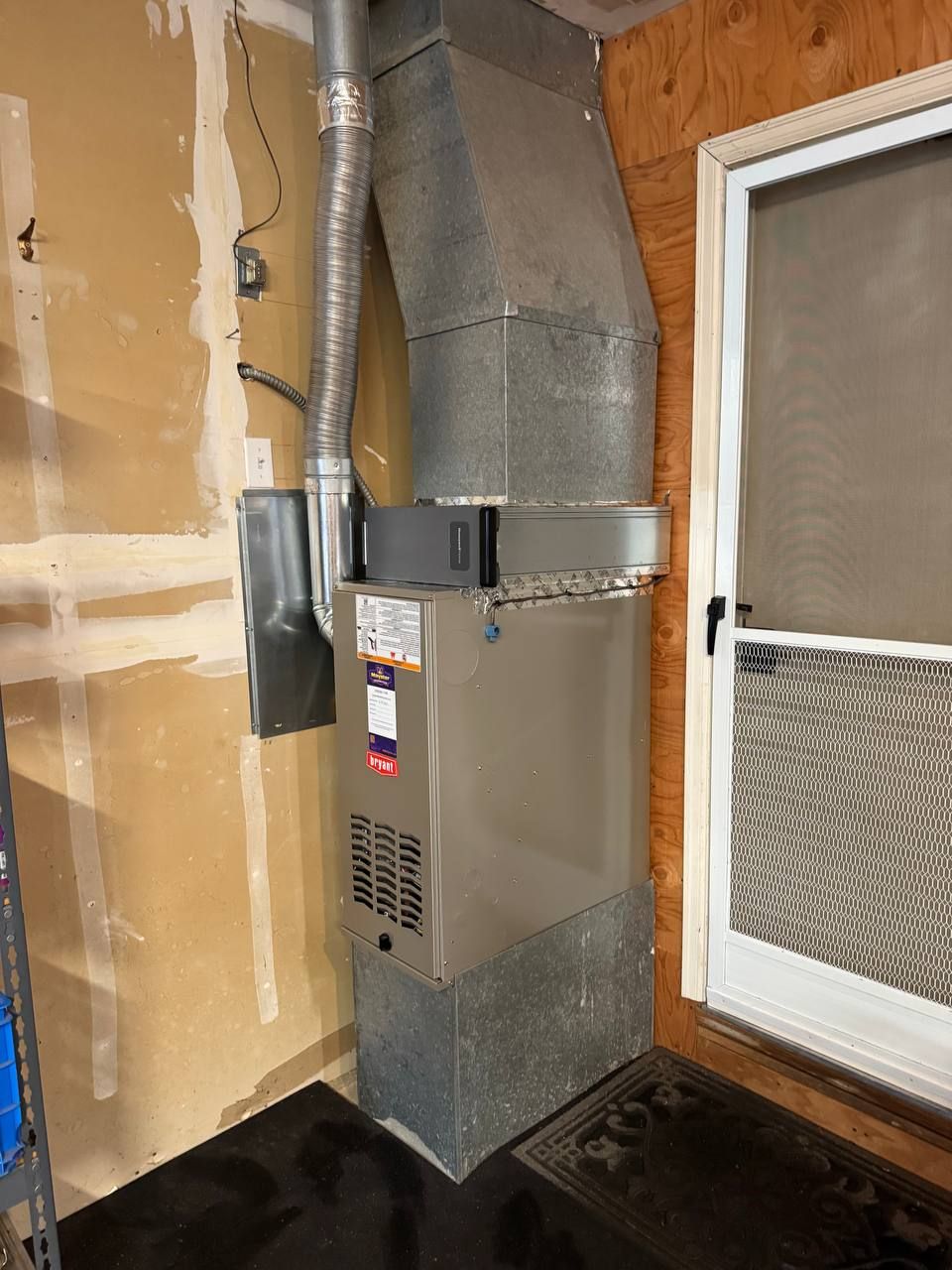Bryant furnace service in Lakewood by Mayster Heating and Air professional installers to ensure peak