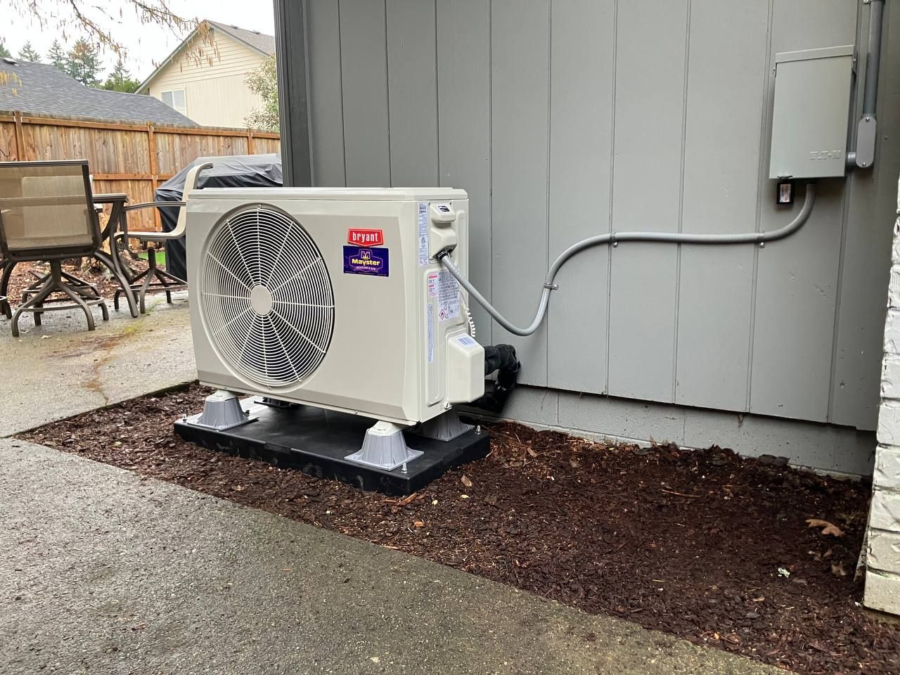 Heat pump installation at residential home in Lakewood Washington