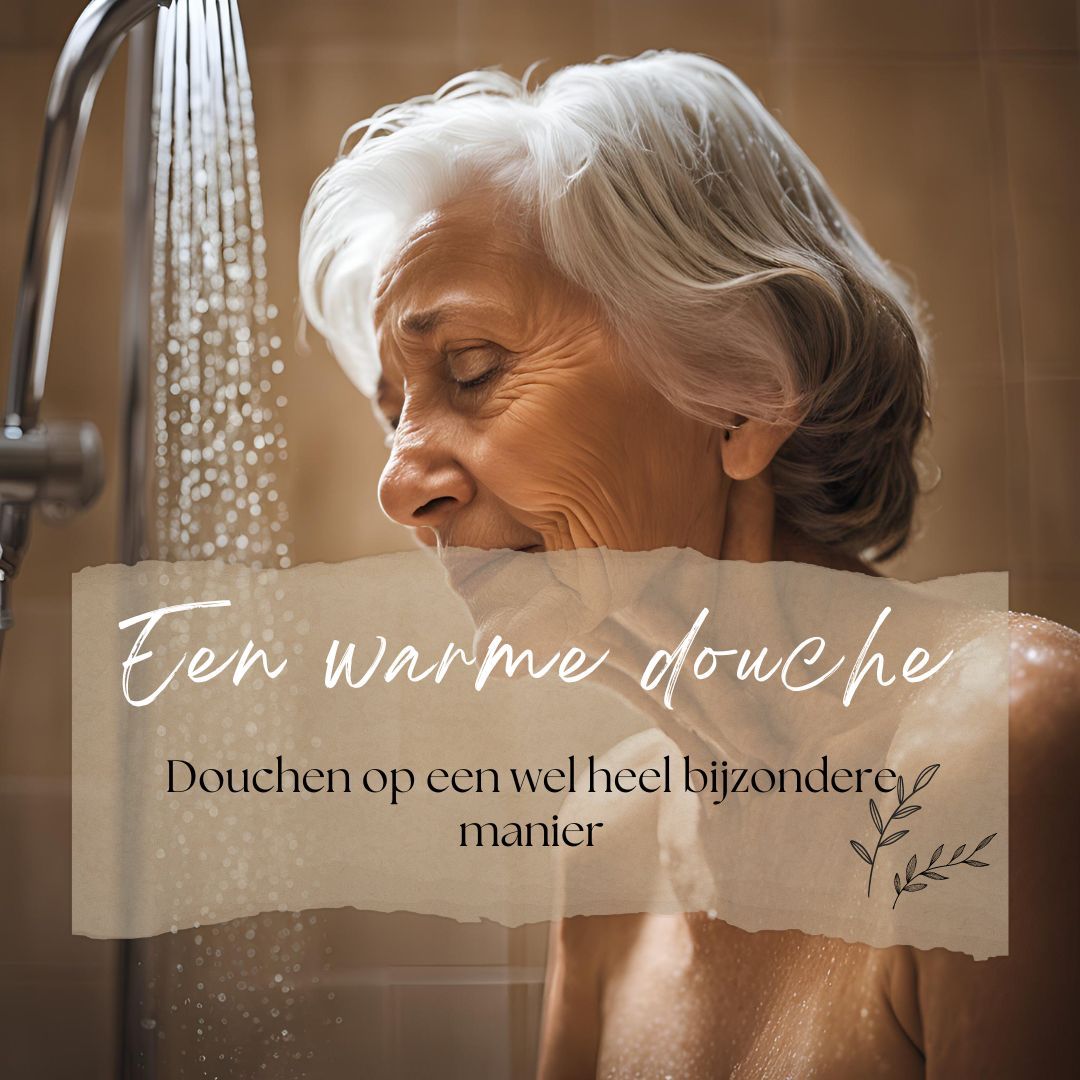Een oudere vrouw geniet van een warme douche. Tekst: 