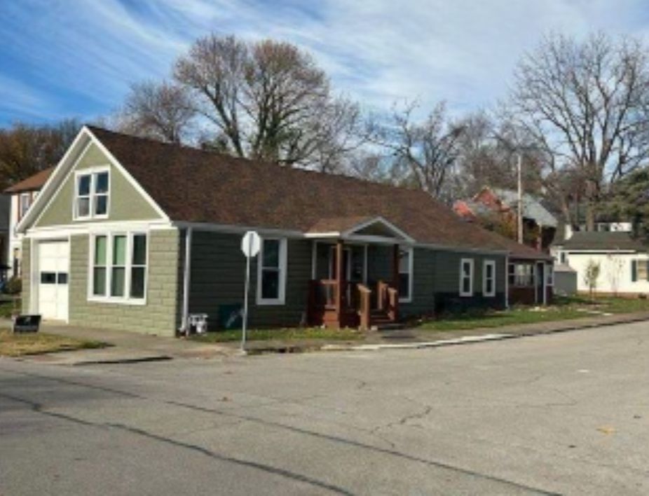 Before Replacement — Greenville, IN — Allen's Roofing & Remodeling