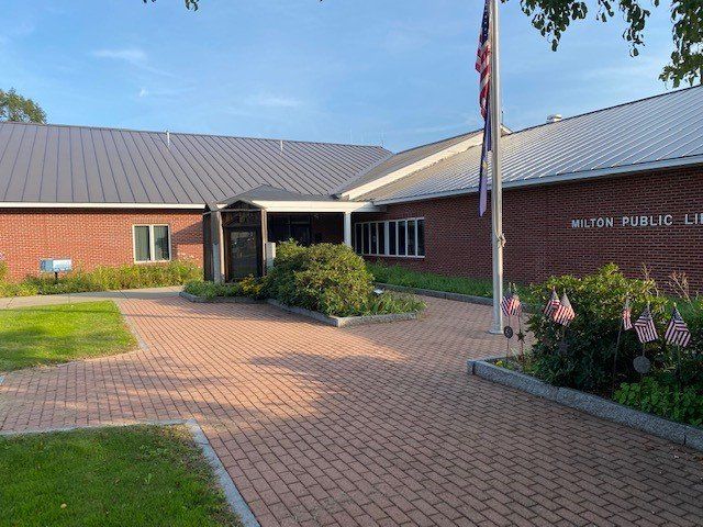 Milton, Vermont Library
