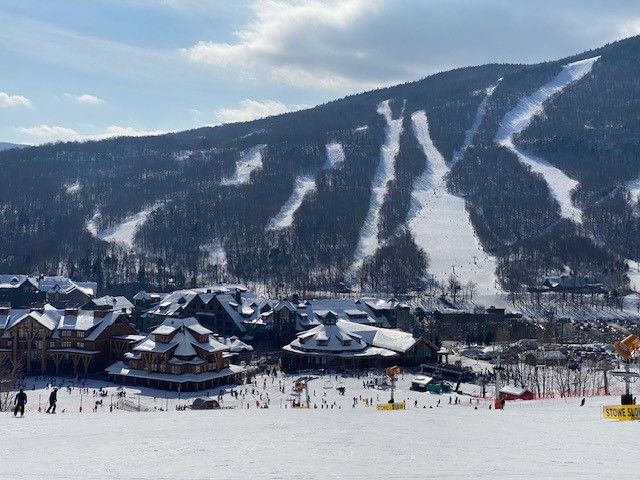Stowe Ski Resort, Vermont - Spurce Peak - Vermont