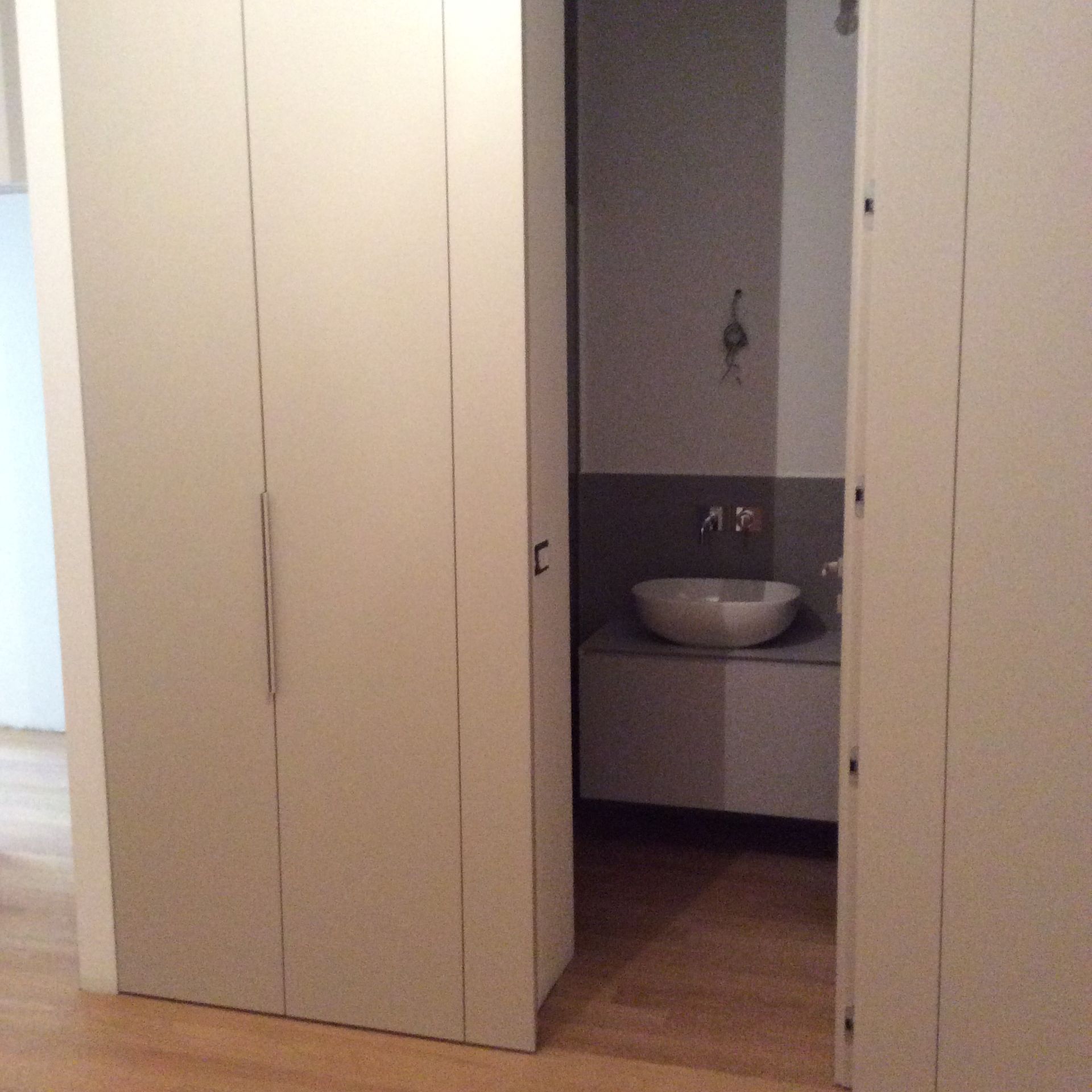 armadio e porta