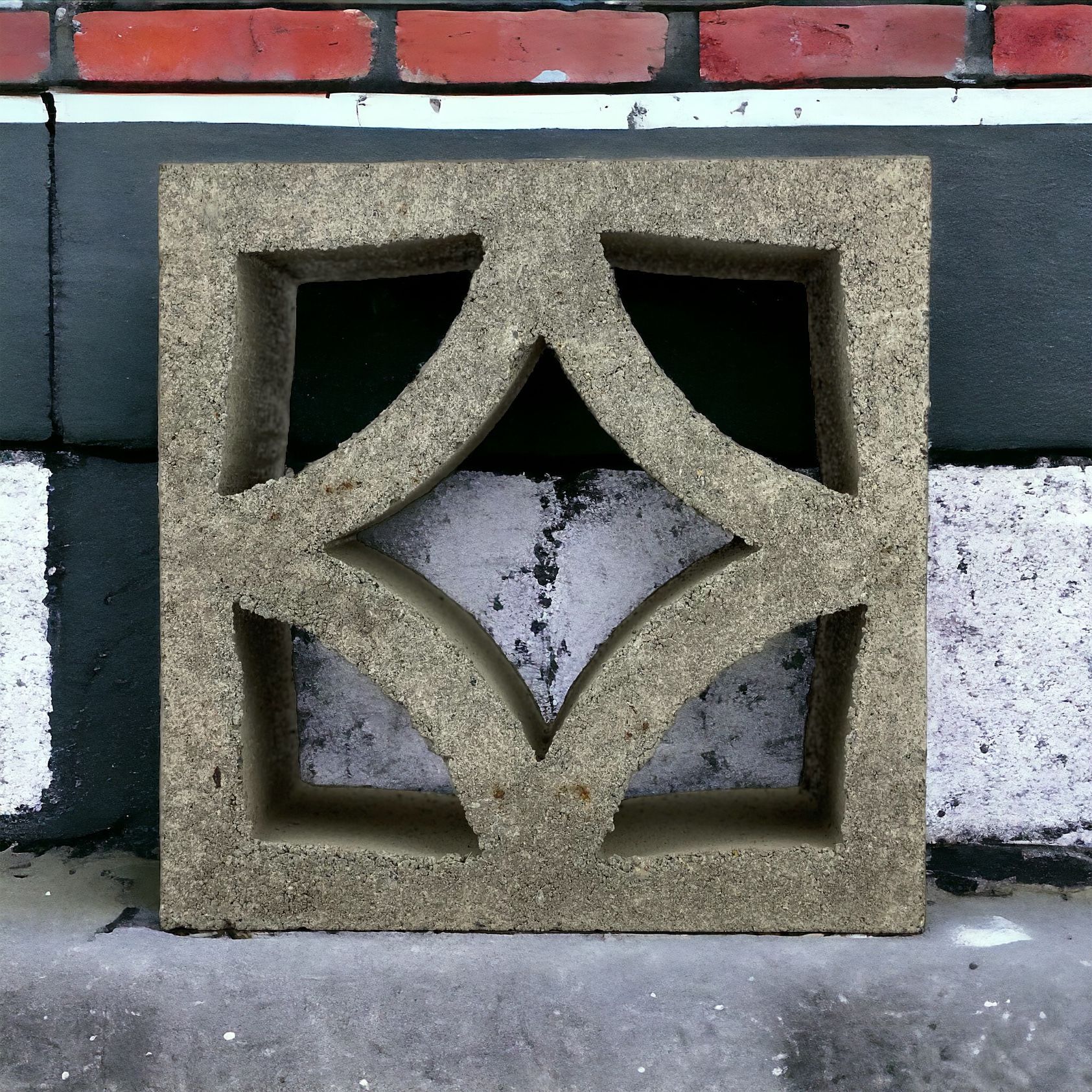 Breeze Block Style 1680 Diamond
