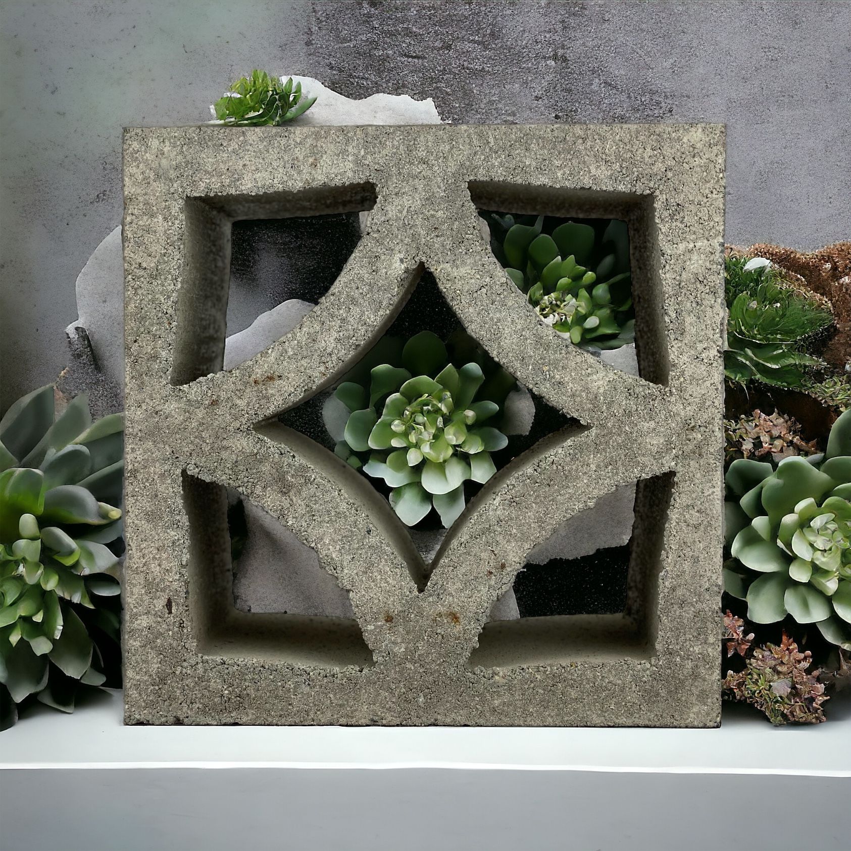Breeze Block Style 1680 Diamond