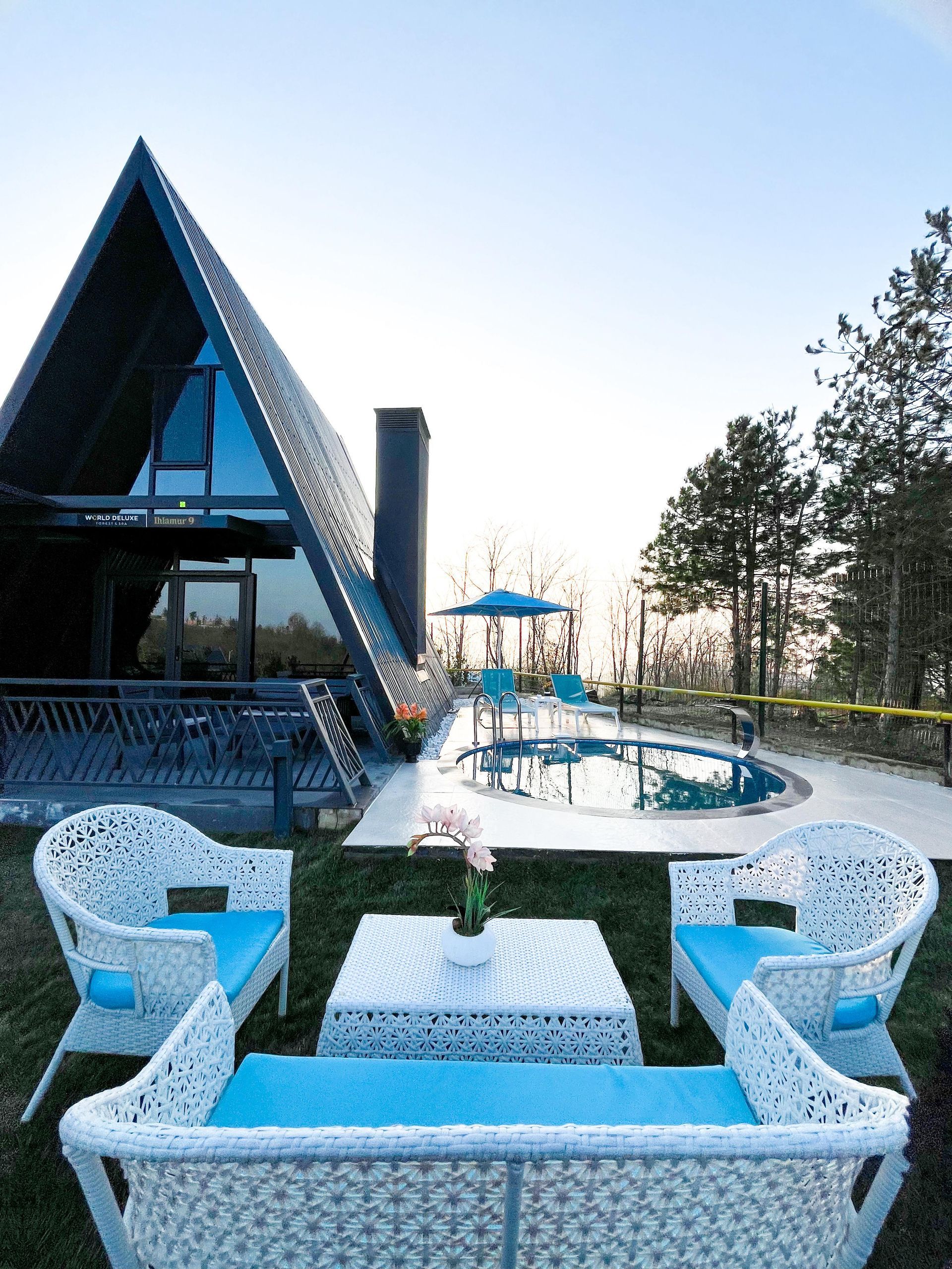 World Dreams Forest Bungalov