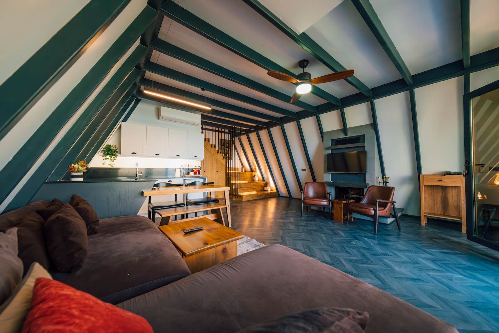 World Dreams Forest Bungalov