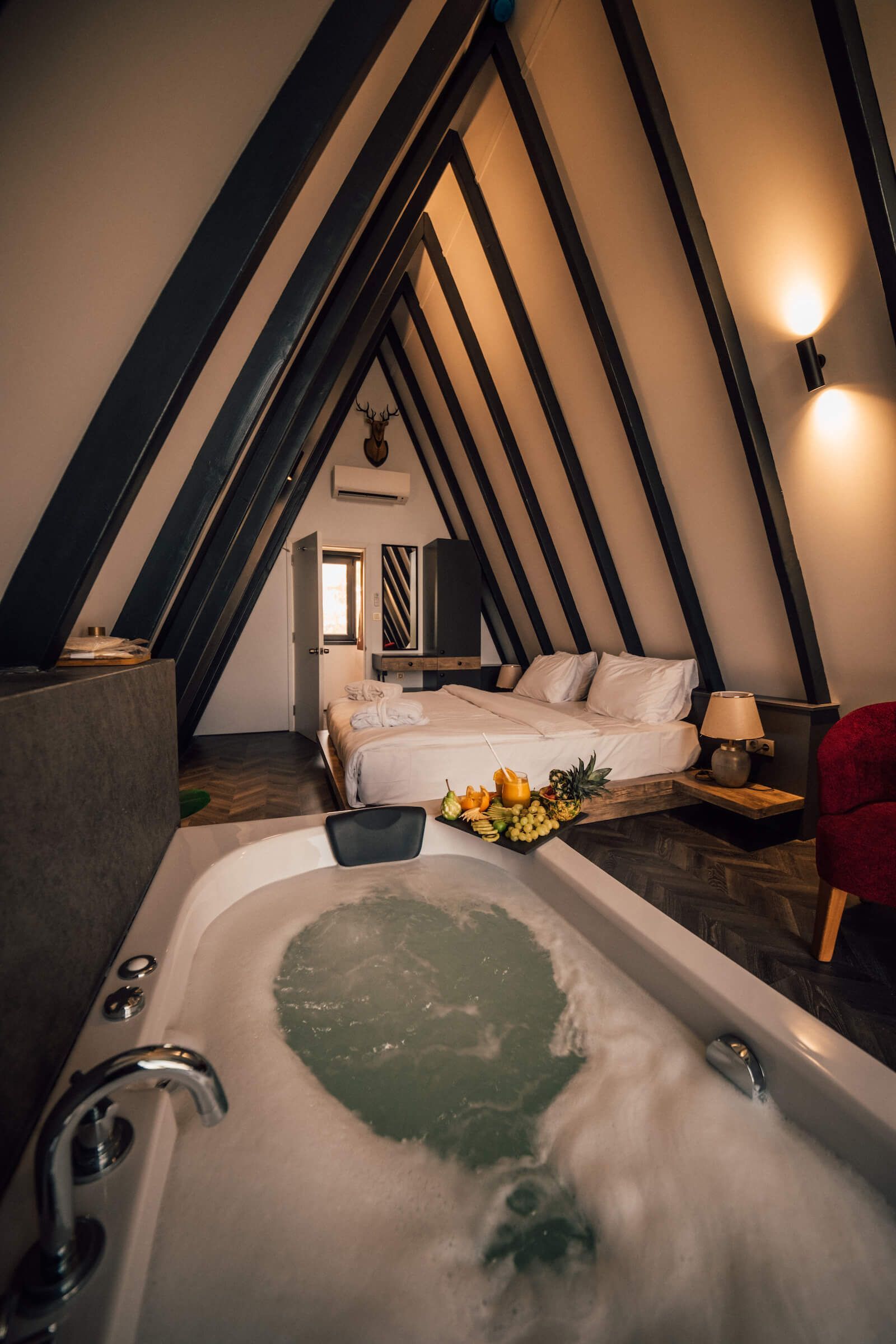 World Dreams Forest Bungalov