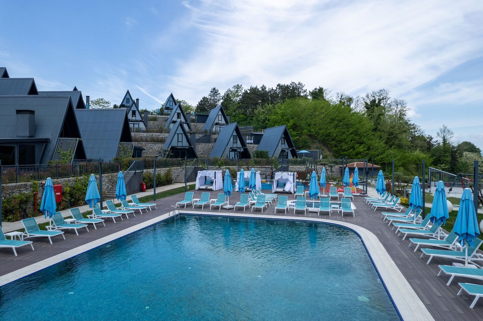 World Dreams Forest Bungalov