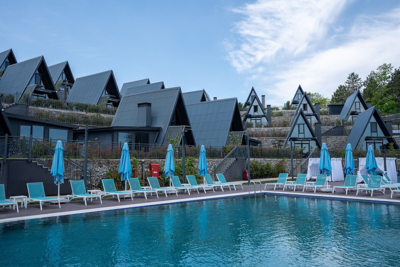 World Dreams Forest Bungalov