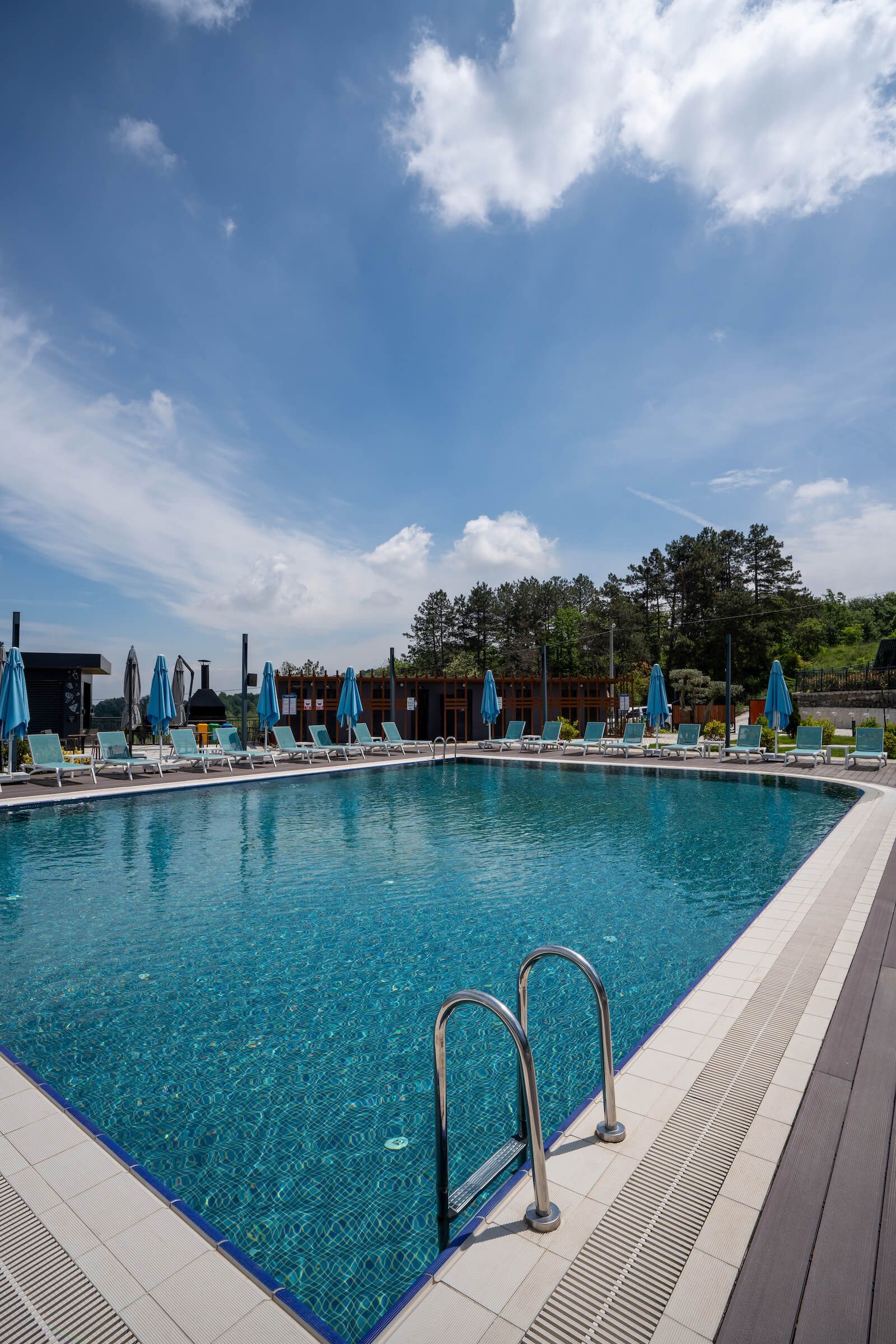 World Dreams Forest Bungalov