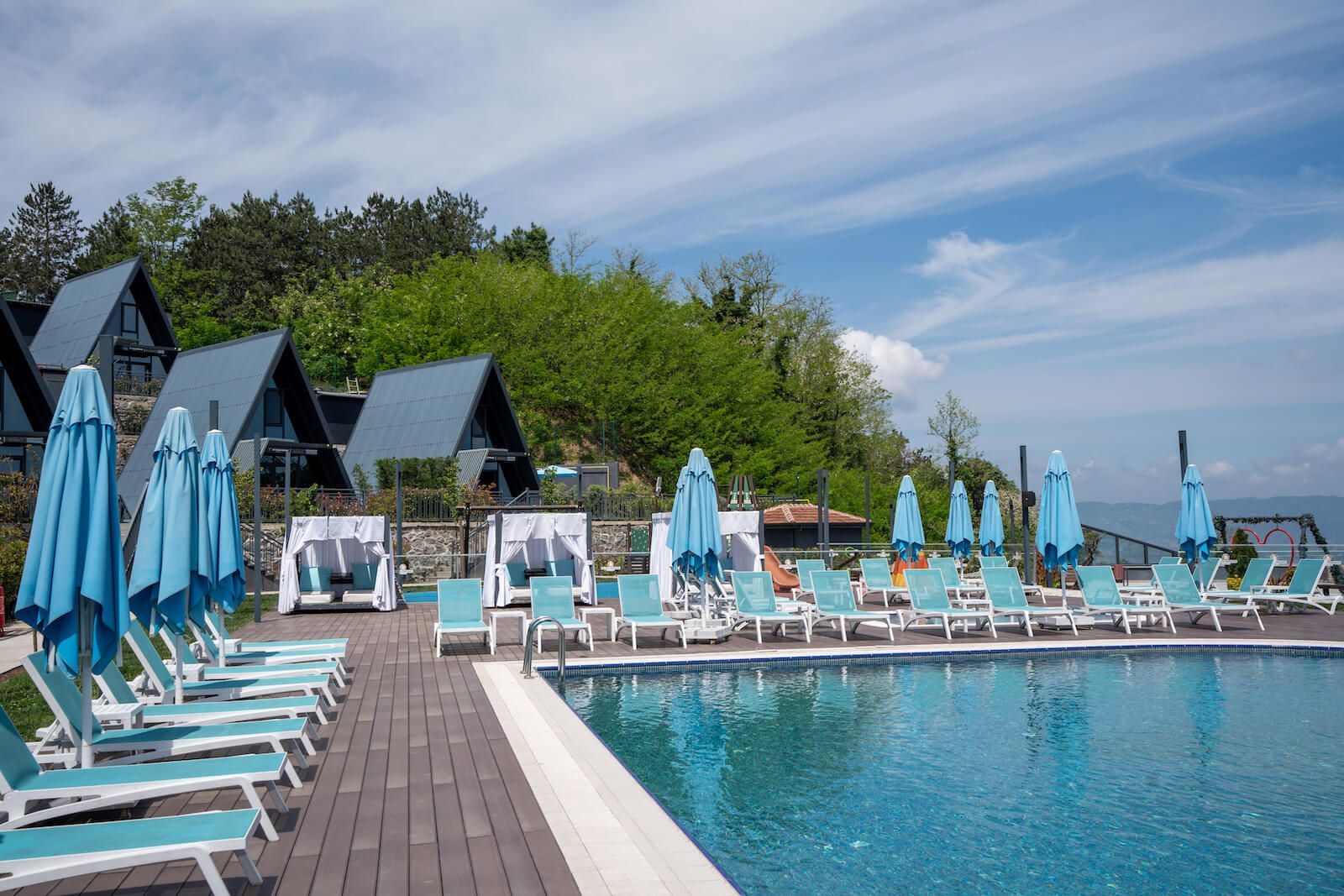 World Dreams Forest Bungalov
