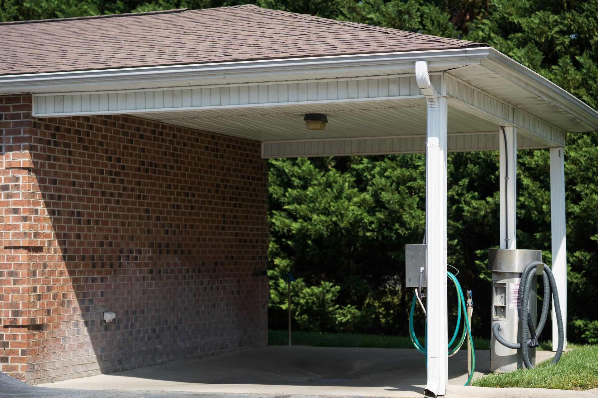 exterior 11